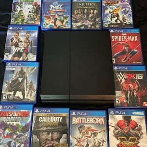 PlayStation 4 Console 500 GB (PS4) w/ Games controllers and charging dock
